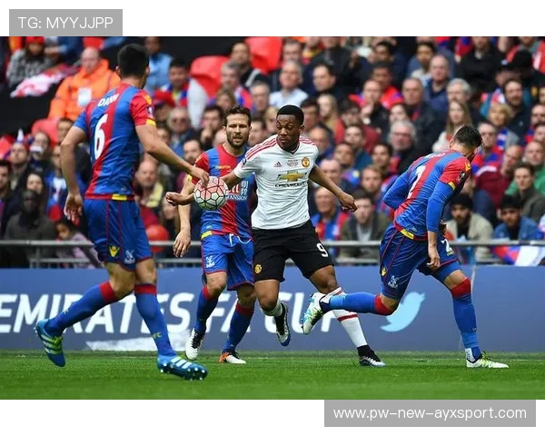 水晶宫若抓住对手漏洞，将实现联赛中游稳固目标